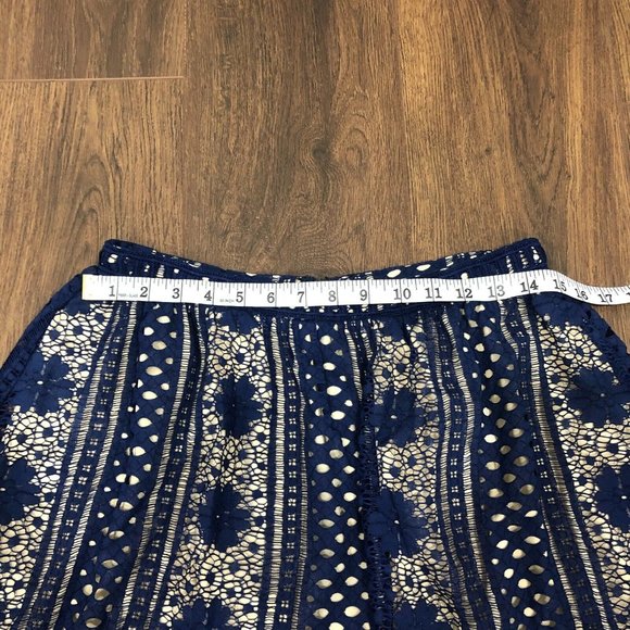 Blue Rain Rair Sz L Blue Floral Lace Outer Design Back Zip Knee Length Skirt - Picture 3 of 9